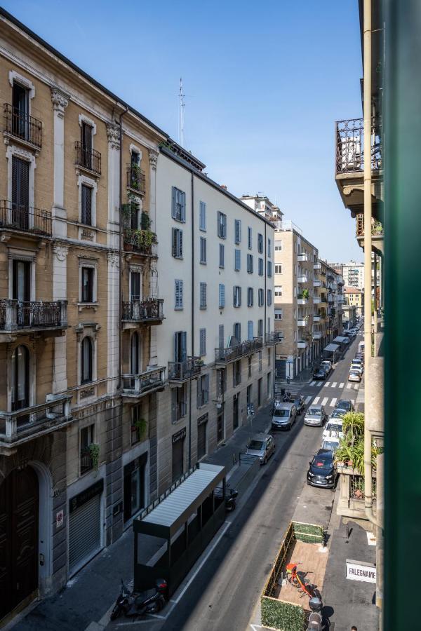 Unique Suite In Milan Center Exterior photo